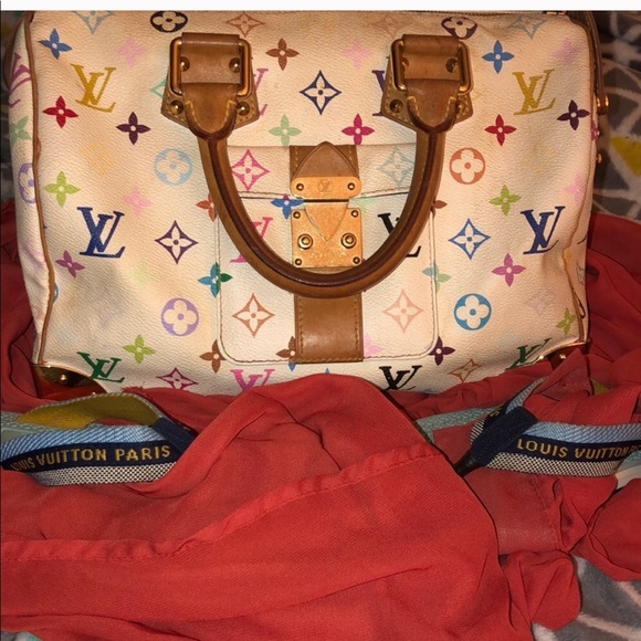 Handbag - Picture 2 of 13